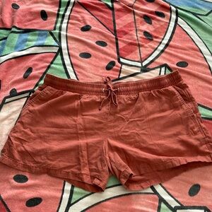 Amazon essentials shorts